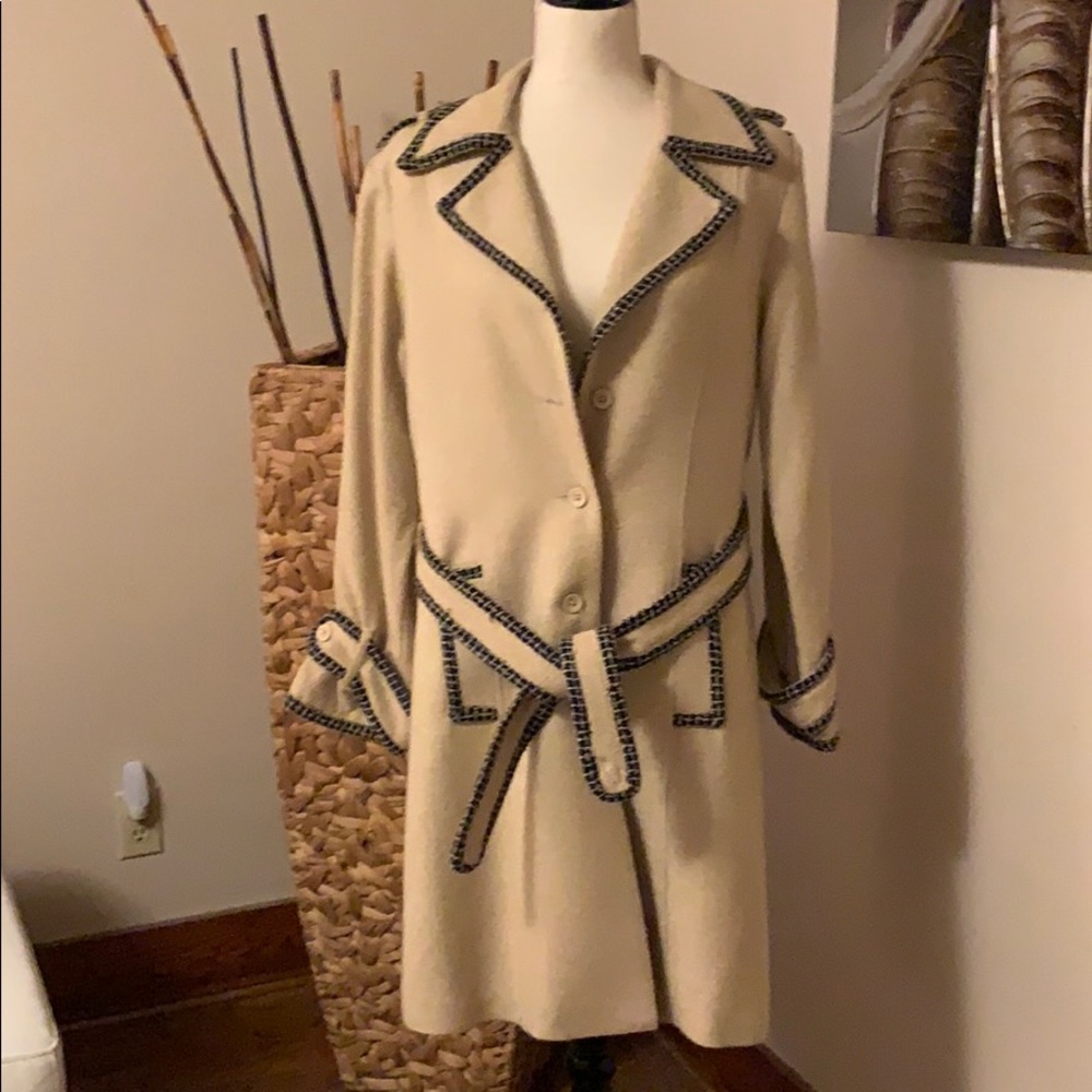 Anne Carson tan with black trimming trench coat